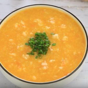 Cháo sò huyết bí đỏ cho bé